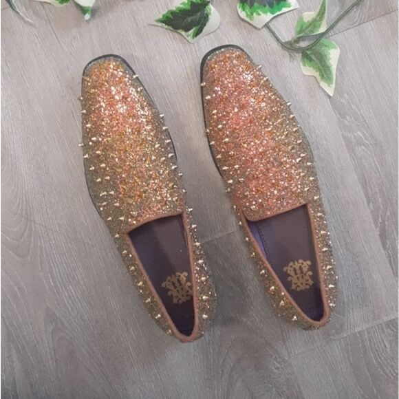 Gold spiked Royal Shoes - Picture 6 of 10